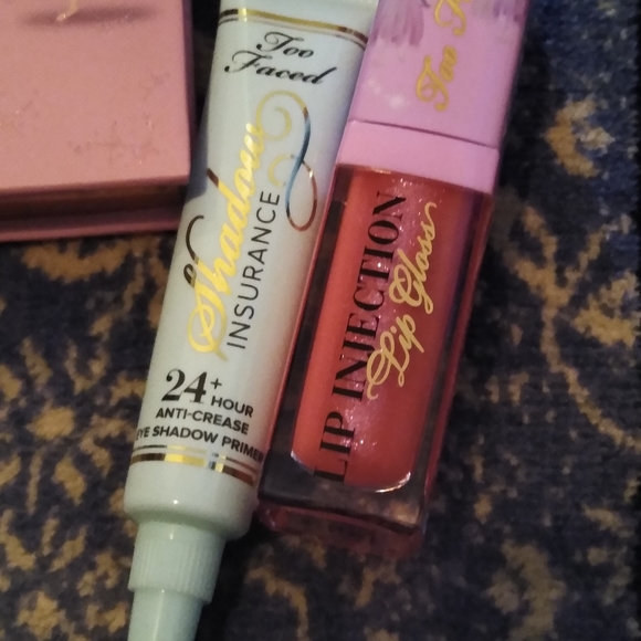 Too Faced Sugar Plum Fun Set 2020 - Picture 9 of 12